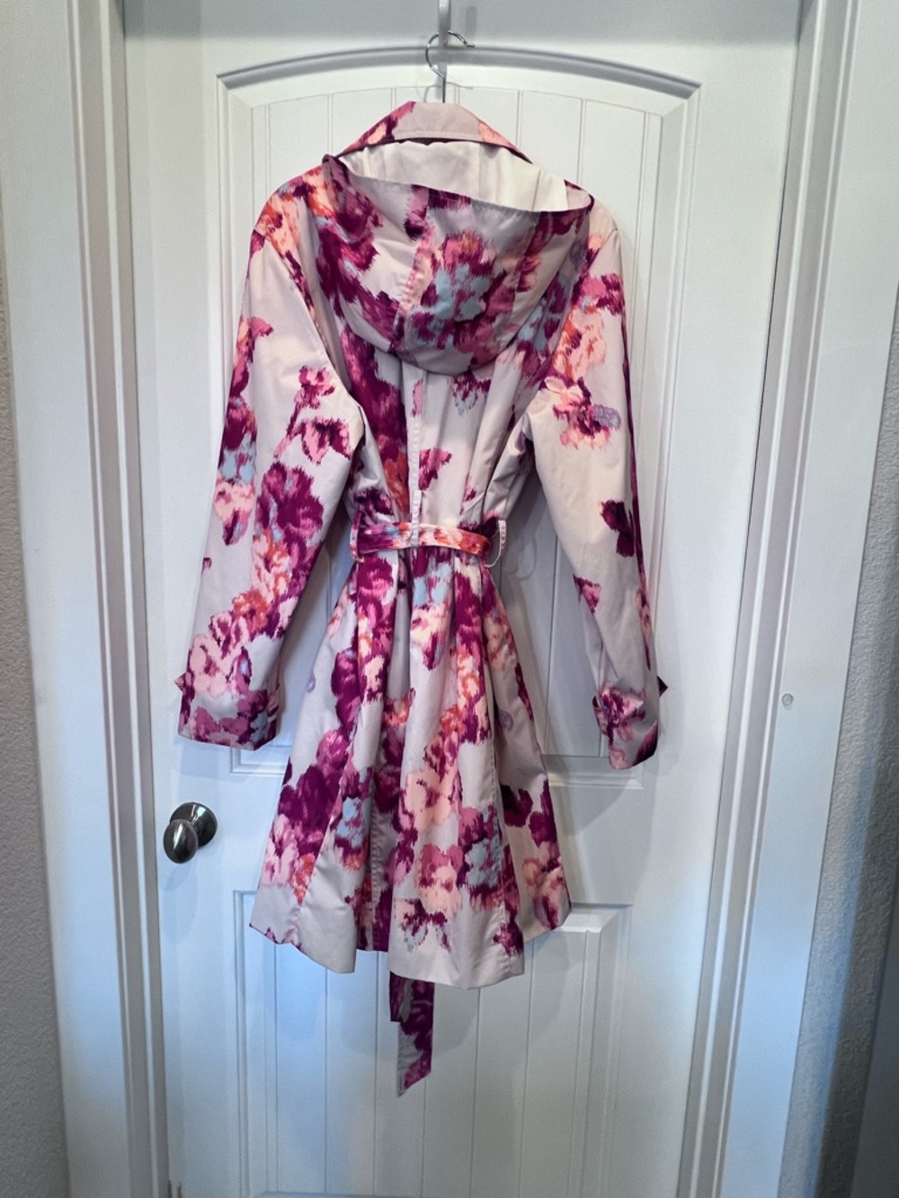 Chico's Ikat Floral Belted Removable Hood Rain Trench Coat Sz 3   16/18 - Picture 3 of 13
